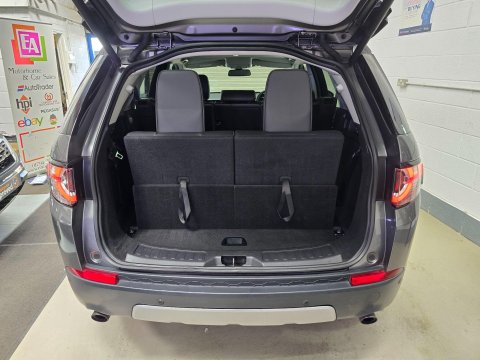 Land Rover Discovery Sport 2.0 Si4 HSE Auto 4WD Euro 6 (s/s) 5dr 12