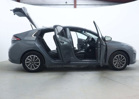 Hyundai IONIQ IONIQ Premium SE BEV 5dr 63