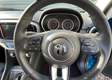 MG MG3 EXCLUSIVE NAV VTI-TECH 19