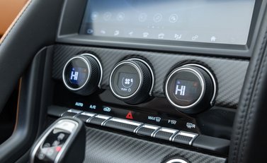 Jaguar F-Type SVR Convertible 31