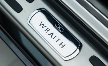 Rolls-Royce Wraith BLACK BADGE 23