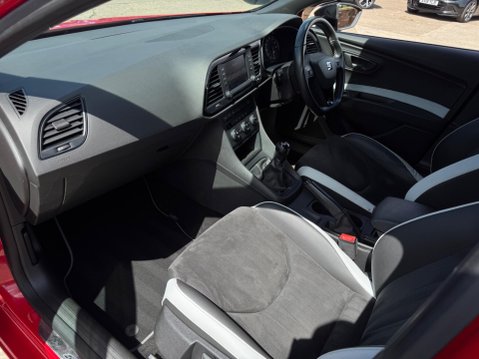 SEAT Leon 2.0 TSI Cupra 290 Sport Tourer Euro 6 (s/s) 5dr 21