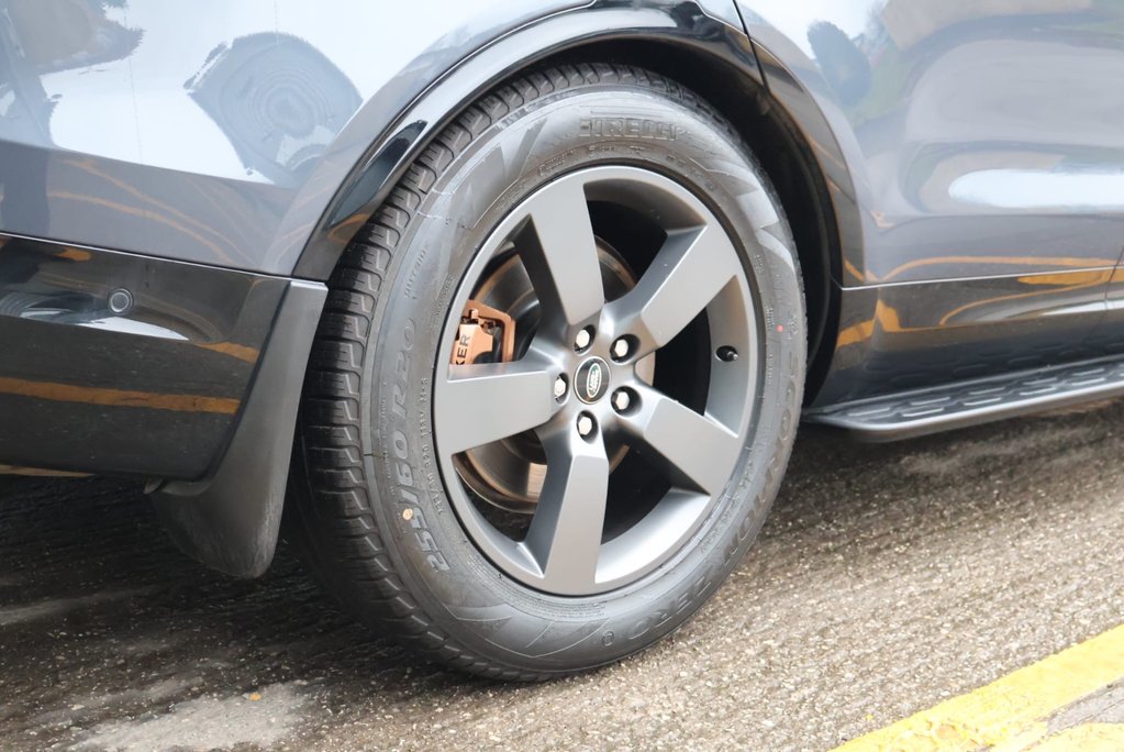 Land Rover Discovery COMMERCIAL DYNAMIC HSE HUGE FACTORY SPEC WITH ELECTRIC REAR LANDROVER SEATS 10