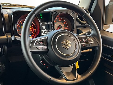 Suzuki Jimny 1.5 SZ5 ALLGRIP 3dr 15