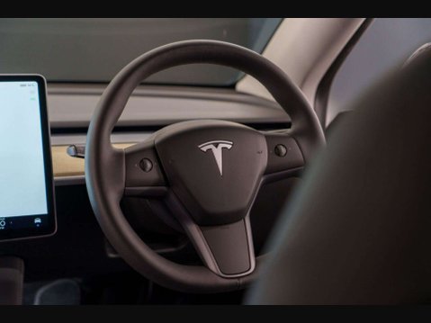 Tesla Model Y (Dual Motor) Long Range SUV 5dr Electric Auto 4WDE (384 bhp) NEW IN STOCK 29