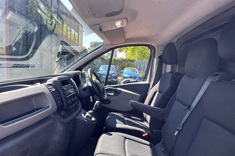 Renault Trafic 1.6 dCi ENERGY 29 Business+ Panel Van 5dr Diesel Manual LWB Standard Roof E 19