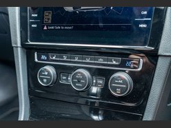 Volkswagen Golf 2.0 Golf R TSi 4Motion Semi-Auto 4WD 5dr 16