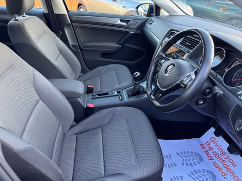 Volkswagen Golf SE NAVIGATION TSI BLUEMOTION TECHNOLOGY 21