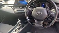 Toyota C-HR 1.8 VVT-h Icon SUV 5dr Petrol Hybrid CVT Euro 6 (s/s) (122 ps) 11