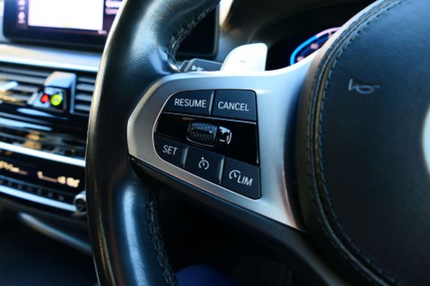 BMW 5 Series 3.0 545e xDrive M Sport Auto 4WD 4dr 37