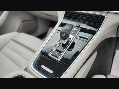 Porsche Panamera PDK 15