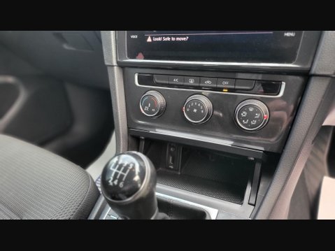 Volkswagen Golf SE NAVIGATION TSI BLUEMOTION TECHNOLOGY 13