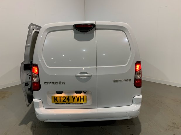 Citroen Berlingo Berlingo M Diesel 1.5 Blue HDi 100ps Van Driver 9