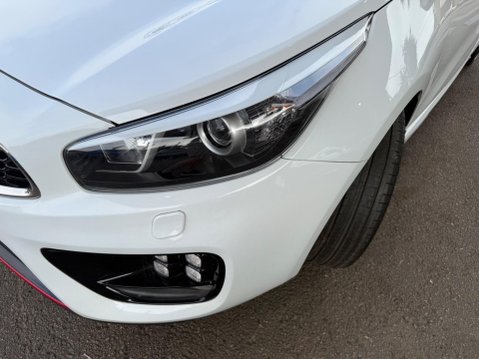 Kia Pro Ceed 1.6 T-GDi GT Tech Euro 5 3dr 34