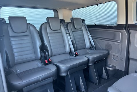 Ford Tourneo Custom 320 130 ps Titanium L2 9 Seater - Automatic 20