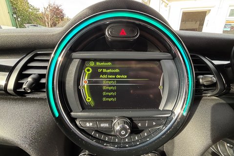 Mini Hatch COOPER 1.5 CHILLI LOOK! JUST 46000 MILES! SERVICE HISTORY! MINI CONNECTED 21