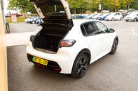 Peugeot 208 GT 41