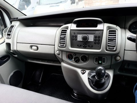 Vauxhall Vivaro 2.0 2700 CDTi Panel Van 4dr Diesel Manual FWD L1 (195 g/km, 113 bhp) 28