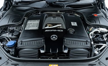 Mercedes-Benz AMG S63 Coupe Premium 34
