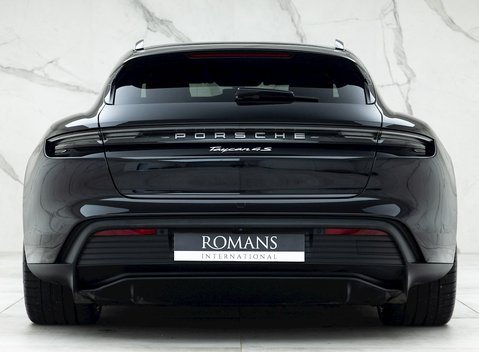 Porsche Taycan 4S Sport Turismo 5