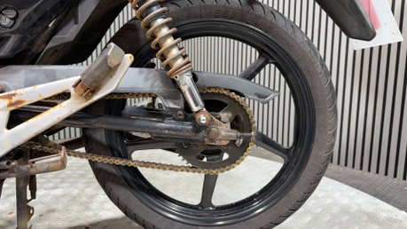 Yamaha YBR 125 2012 PROJECT LEARNER BIKE SPARES OR REPAIR 125CC 13