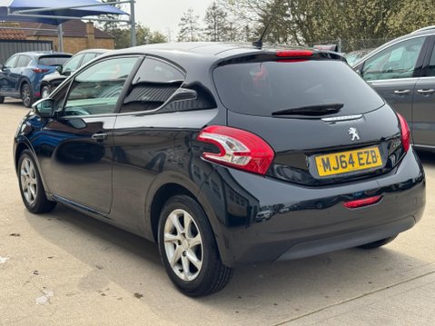 Peugeot 208 1.2 VTi PureTech Style Euro 5 3dr 6