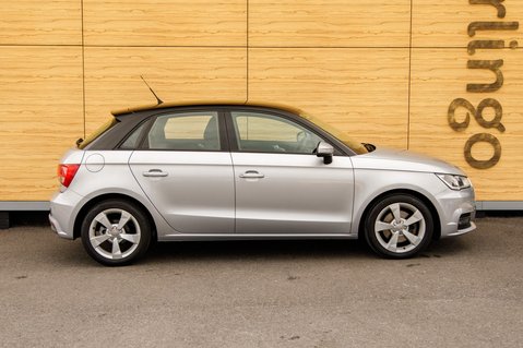 Audi A1 SPORTBACK TFSI SPORT 8