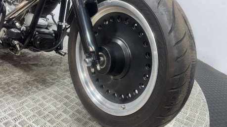 Harley-Davidson Softail Standard Injection model 2005 only 6k FXSTI project bike 1450 9