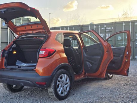 Renault Captur 1.2 TCe ENERGY Dynamique Nav SUV 5dr Petrol Auto Euro 6 (s/s) (120 ps) 53