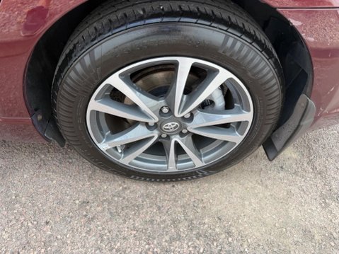 Toyota Avensis 2.0 D-4D Icon Business Edition Tourer Euro 5 5dr 61