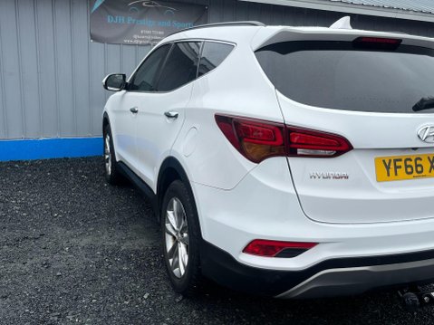 Hyundai SANTA FE 2.2 CRDi Blue Drive Premium 4WD Euro 6 (s/s) 5dr 65