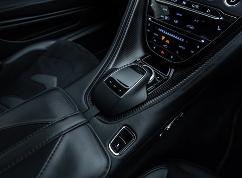 Aston Martin DBS Superleggera 25