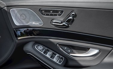 Mercedes-Benz M Class S600 30