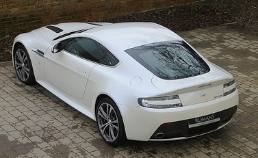 Aston Martin V12 Vantage 7