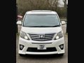 Toyota Alphard 8 SEATER+TWIN SUNROOF+RARE 3