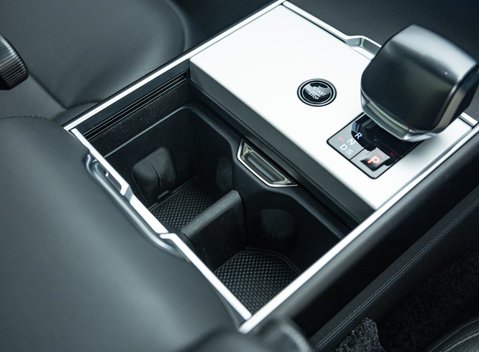 Land Rover Range Rover P615 SV 36