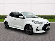 Toyota Yaris 1.5 Yaris Design HEV CVT 5dr 12