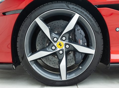 Ferrari Portofino M 24