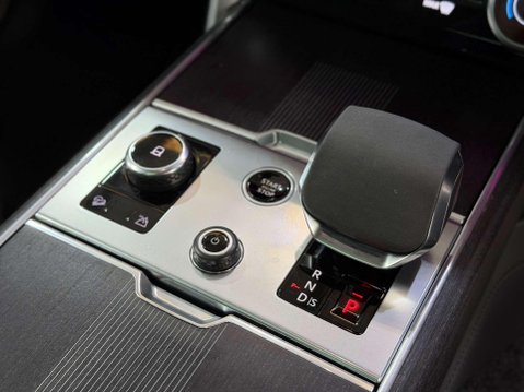 Land Rover Range Rover 4.4 P530 V8 First Edition SUV 5dr Petrol Auto 4WD Euro 6 (s/s) (530 ps) 75