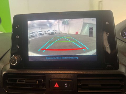 Peugeot Partner 1.5 Partner Professional Premium+ BHDi 29