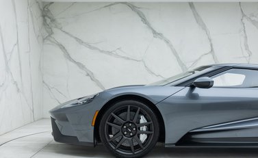 Ford GT Carbon Series 69