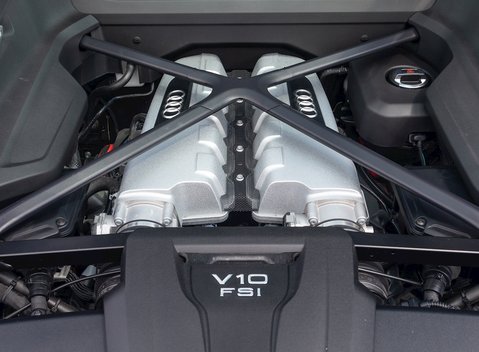 Audi R8 V10 Plus 31