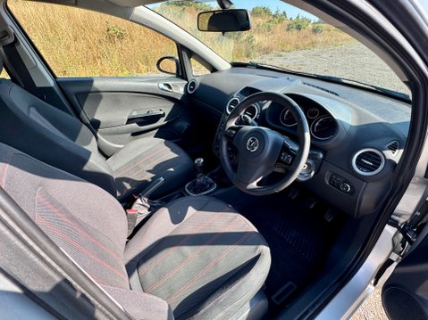 Vauxhall Corsa SXI AC 14