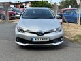 Toyota Auris VVT-I BUSINESS EDITION TSS 9