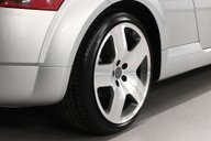 Audi TT 1.8 TT Quattro (225 bhp) 4WD 3dr 41