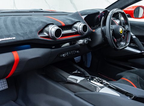 Ferrari 812 Competizione 23