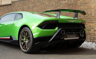Lamborghini Huracan Performante 20