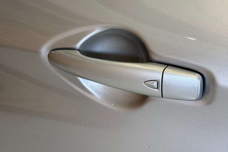 Nissan Qashqai 1.2 DIG-T N-Connecta SUV 5dr Petrol Manual Euro 6 (s/s) (115 ps) 74