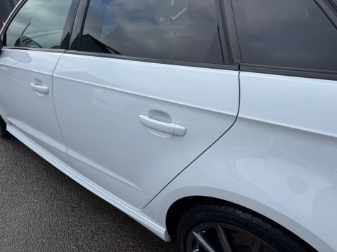 Audi A3 S LINE TFSI BLACK EDITION 10