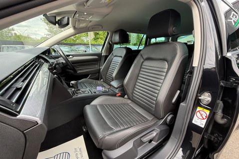 Volkswagen Passat SEL TSI EVO DSG - ONE OWNER - VAT QUALIFYING  18